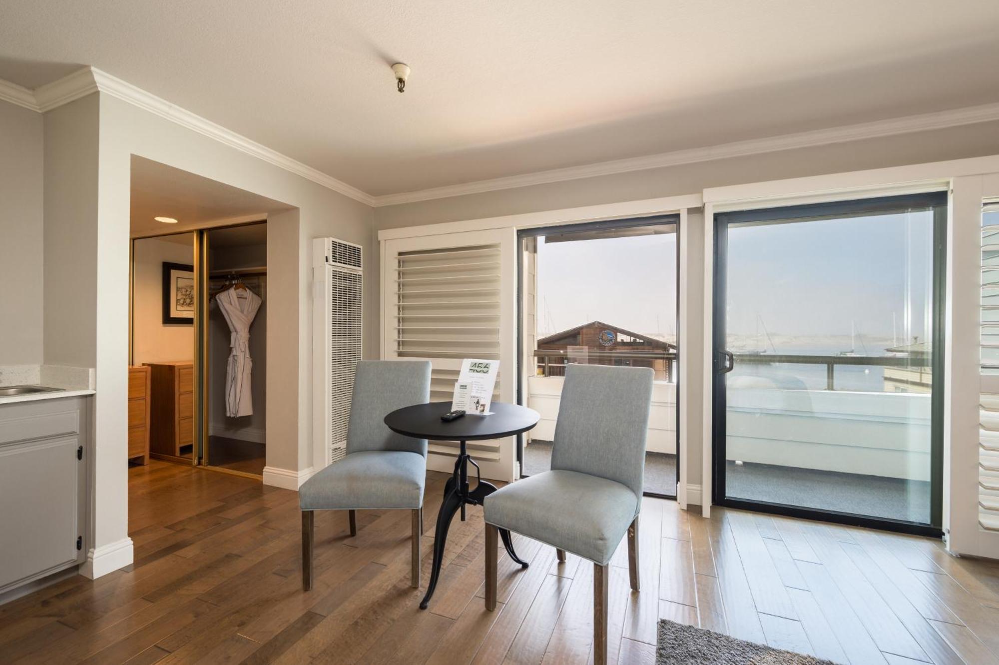 456 Embarcadero &