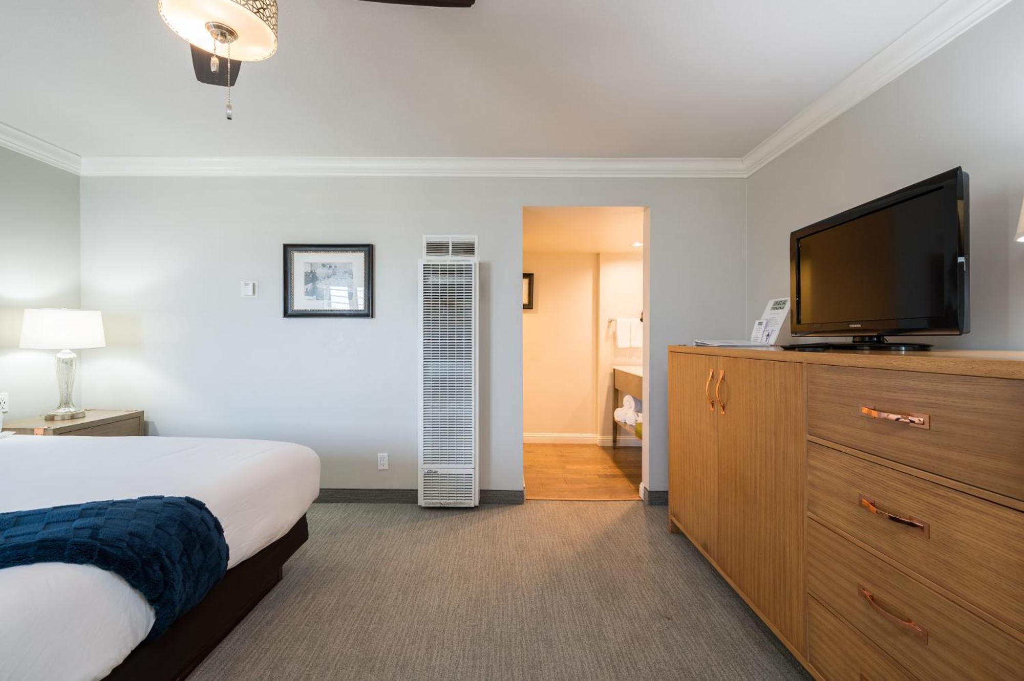 456 Embarcadero &