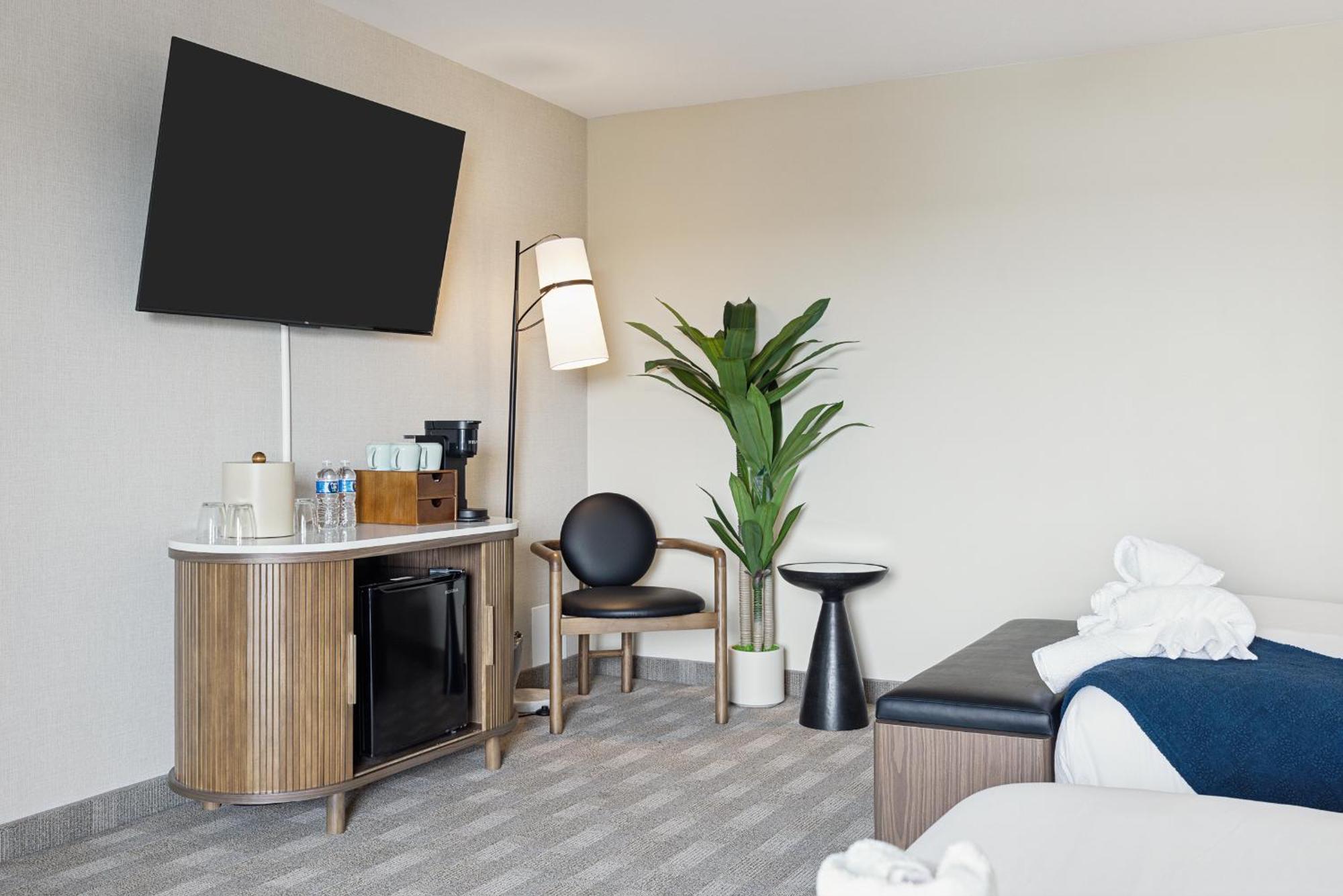 Inn 456 Embarcadero & 3*