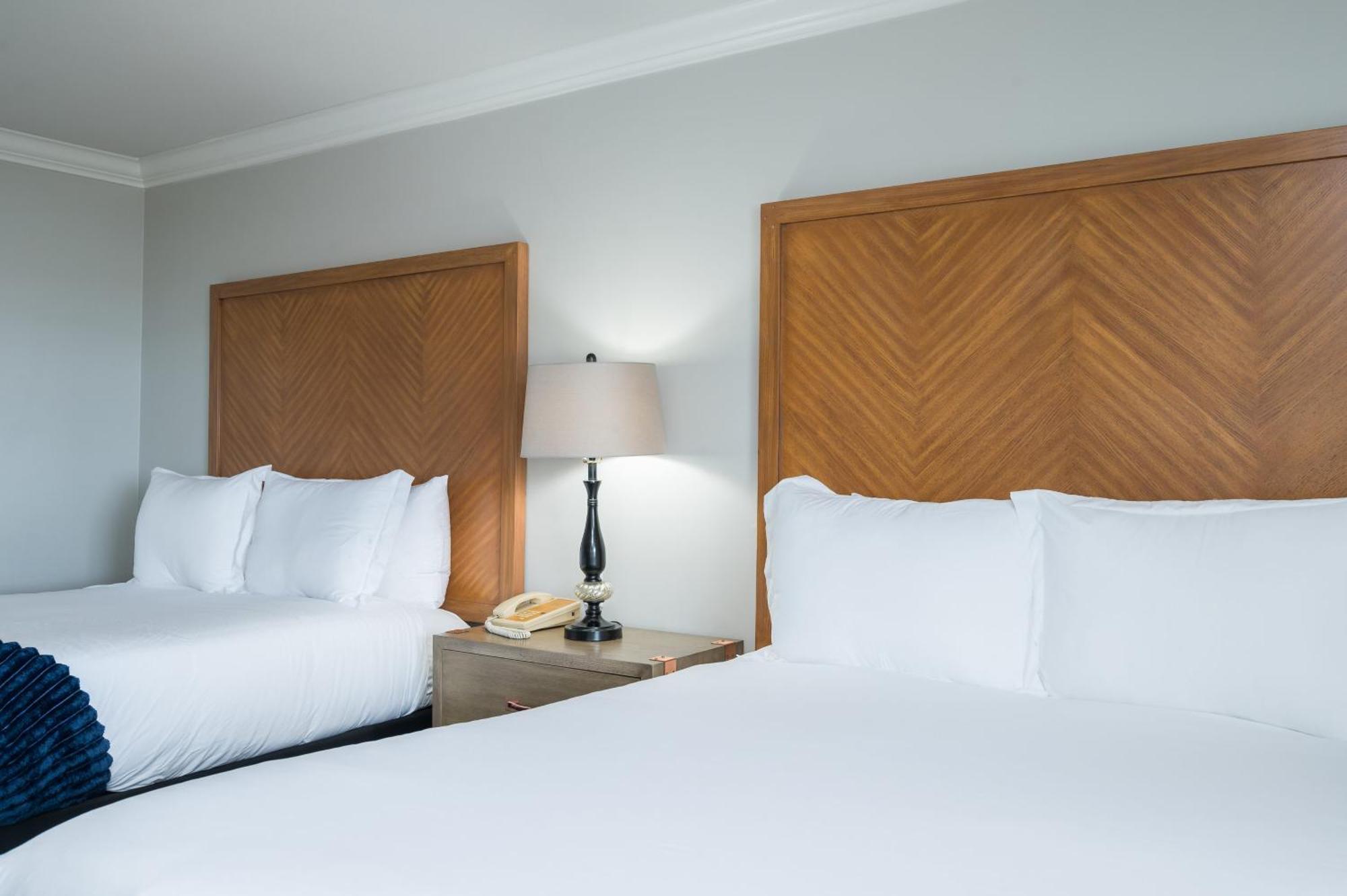 456 Embarcadero & 3* Morro Bay